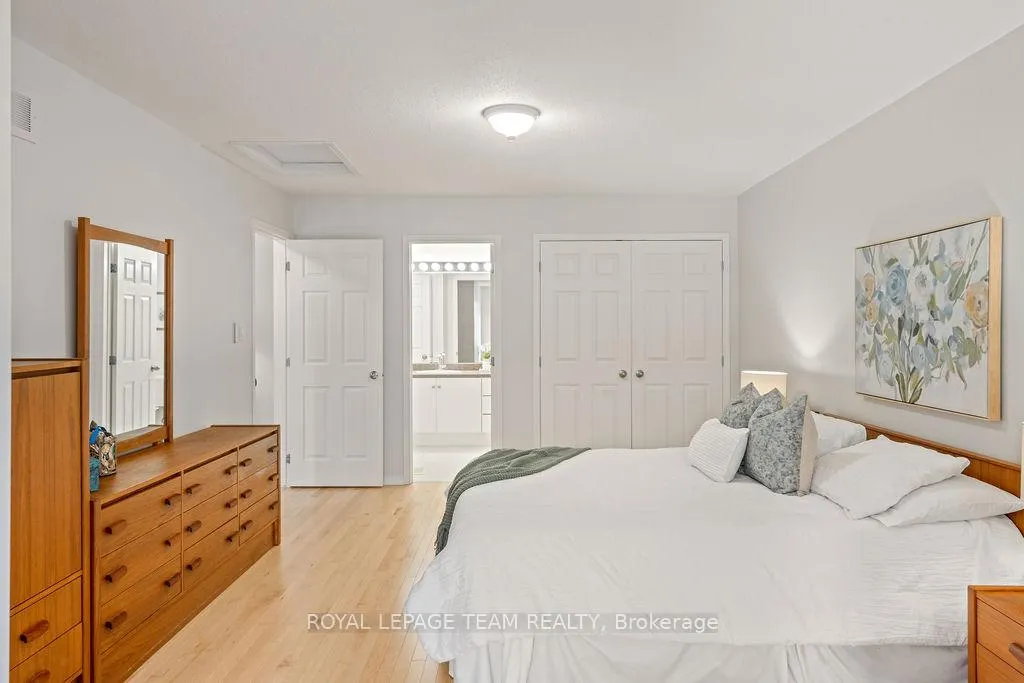 Photo 25 of 20 Morenz Terrace, Ottawa, Kanata - Kanata Lakes/Heritage Hills — HOMEH