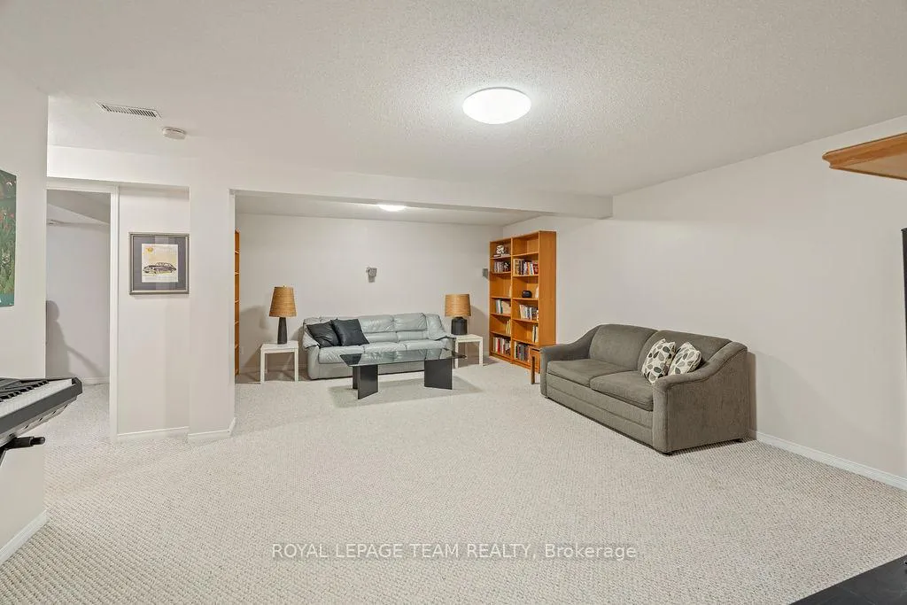 Photo 31 of 20 Morenz Terrace, Ottawa, Kanata - Kanata Lakes/Heritage Hills — HOMEH