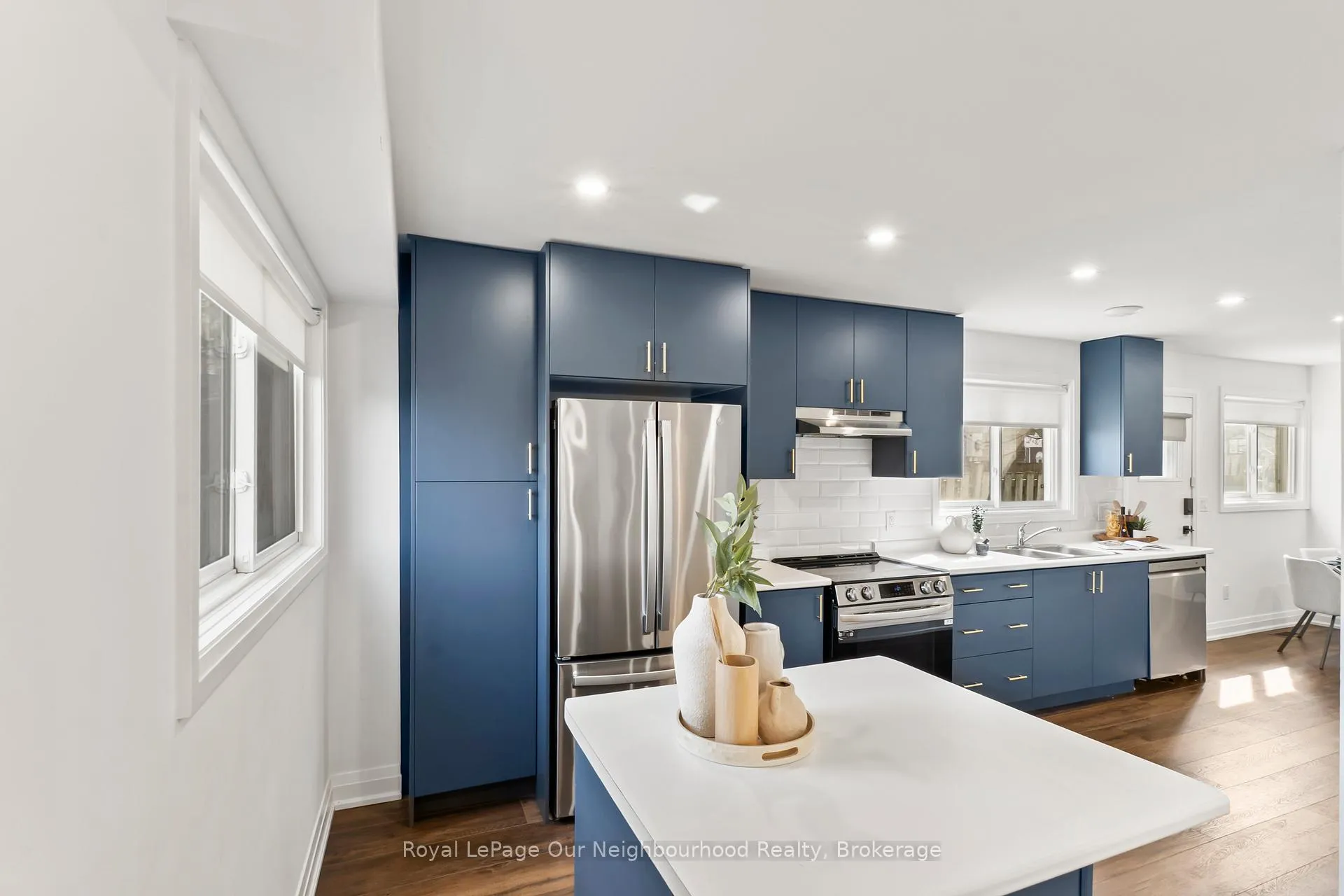 Photo 1 of 571 Berwick Crescent, Oshawa, McLaughlin — HOMEH