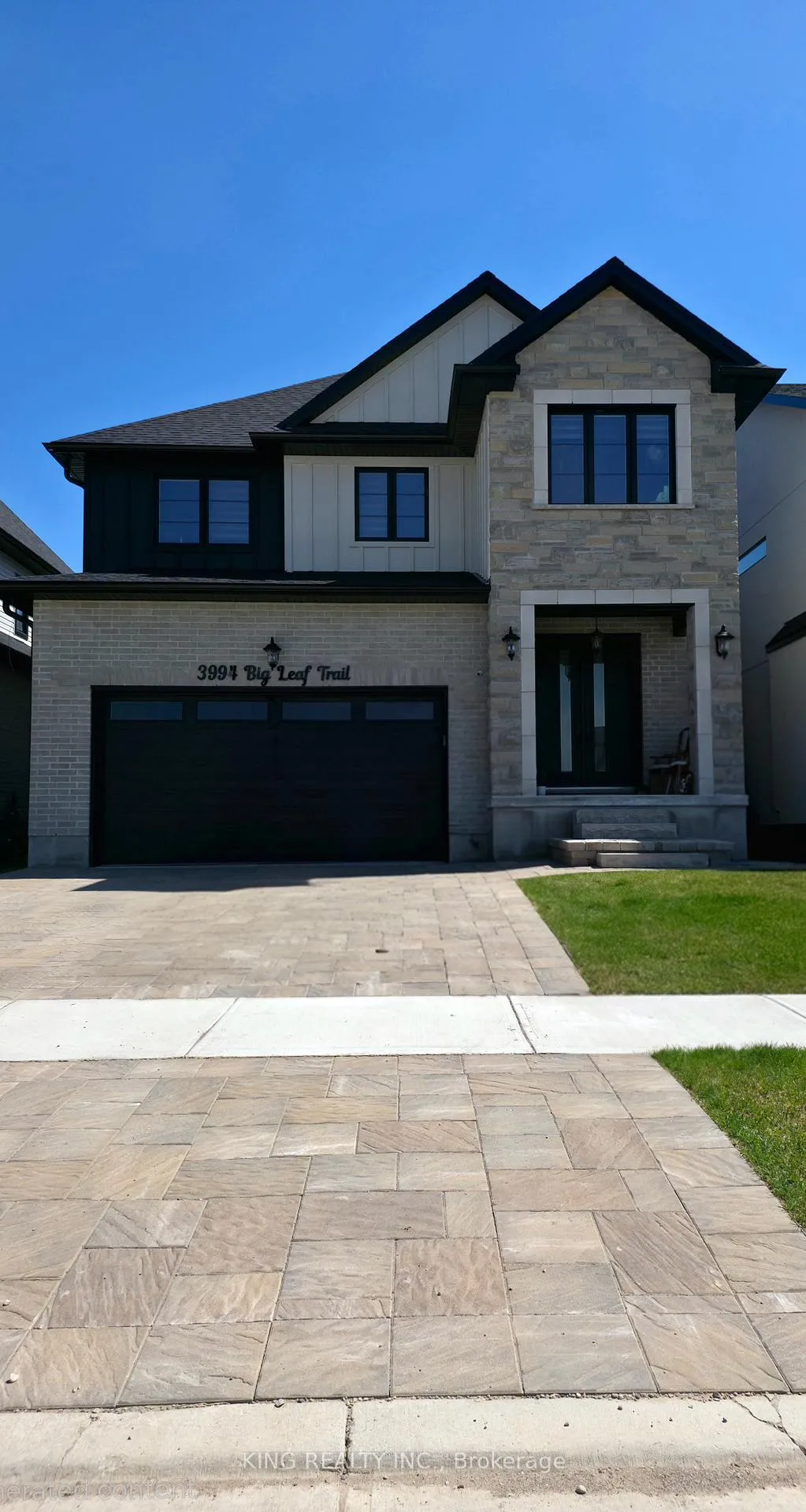 Photo 2 of Unit Upper, 3994 Big Leaf Trail, London, South V — HOMEH