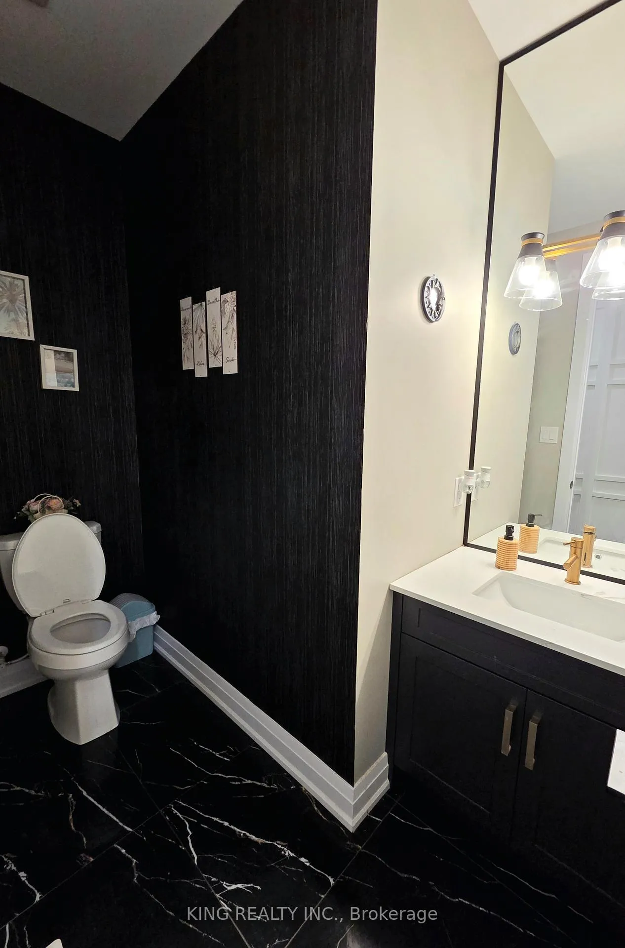 Photo 8 of Unit Upper, 3994 Big Leaf Trail, London, South V — HOMEH