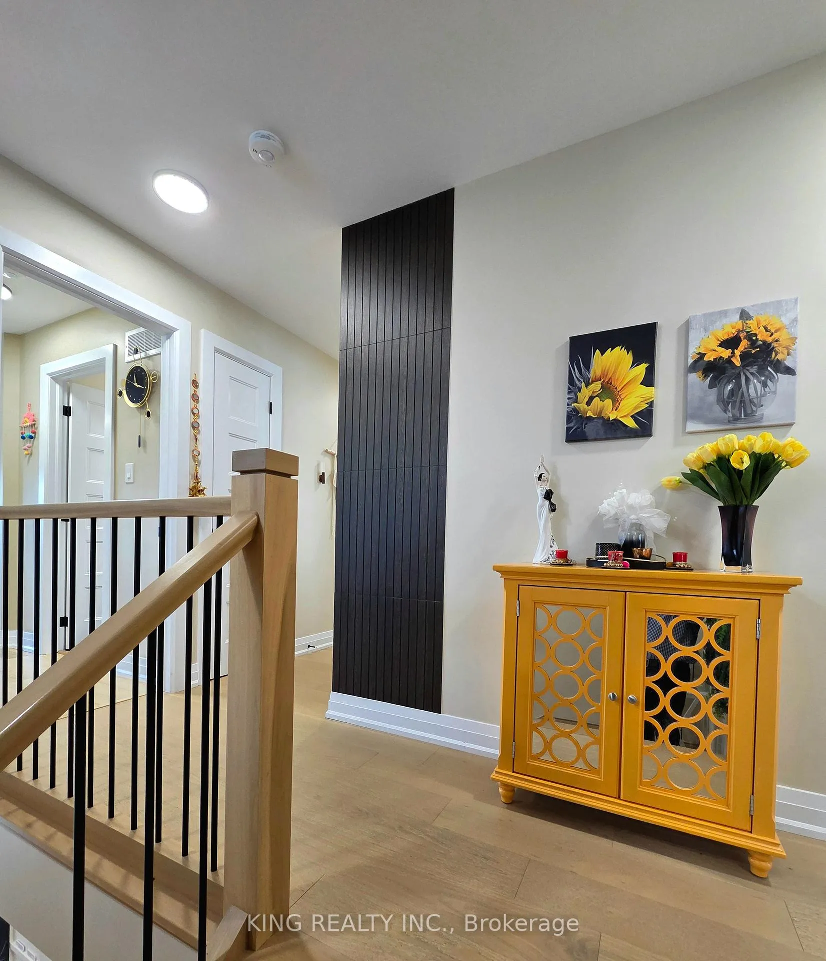 Photo 24 of Unit Upper, 3994 Big Leaf Trail, London, South V — HOMEH
