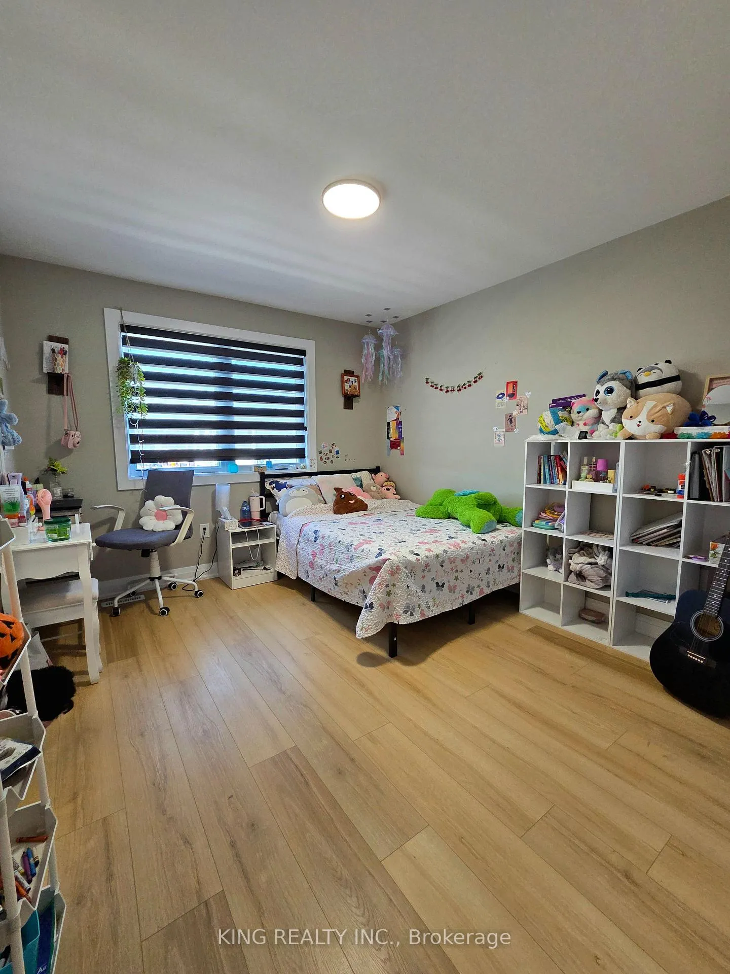 Photo 34 of Unit Upper, 3994 Big Leaf Trail, London, South V — HOMEH