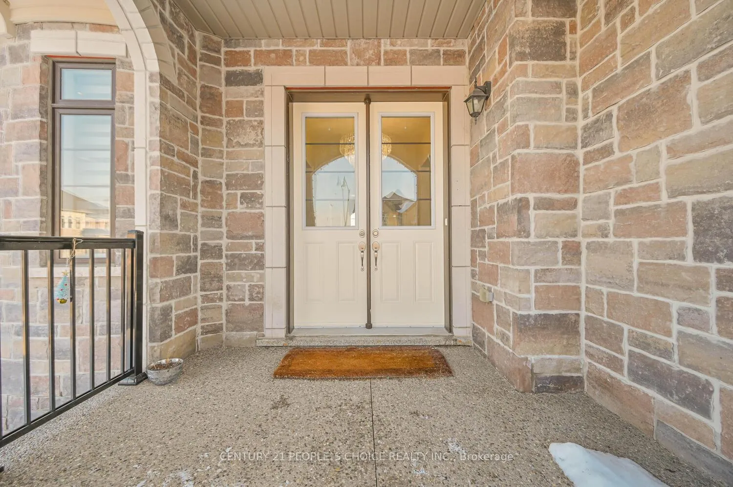 Photo 5 of 1 Carl Finlay Drive, Brampton, Toronto Gore Rural Estate — HOMEH