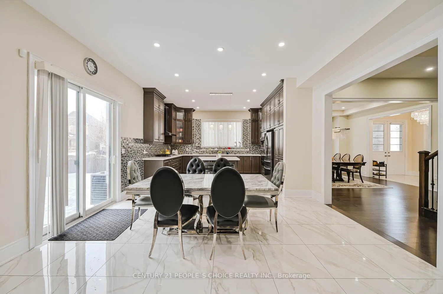Photo 15 of 1 Carl Finlay Drive, Brampton, Toronto Gore Rural Estate — HOMEH