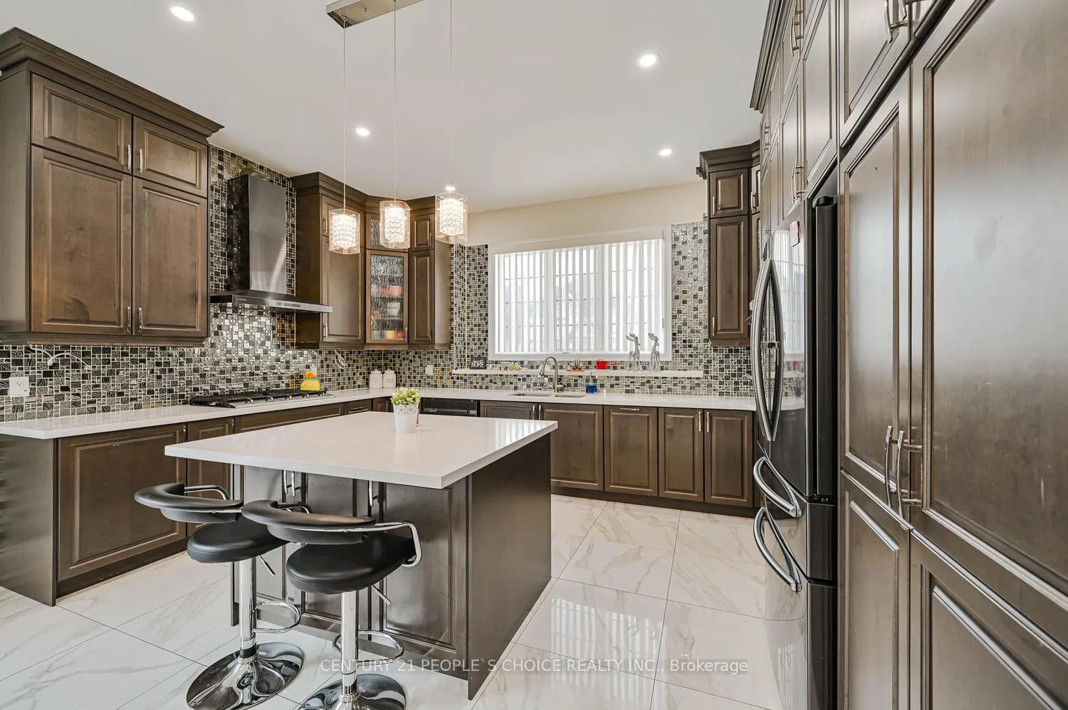 Photo 16 of 1 Carl Finlay Drive, Brampton, Toronto Gore Rural Estate — HOMEH