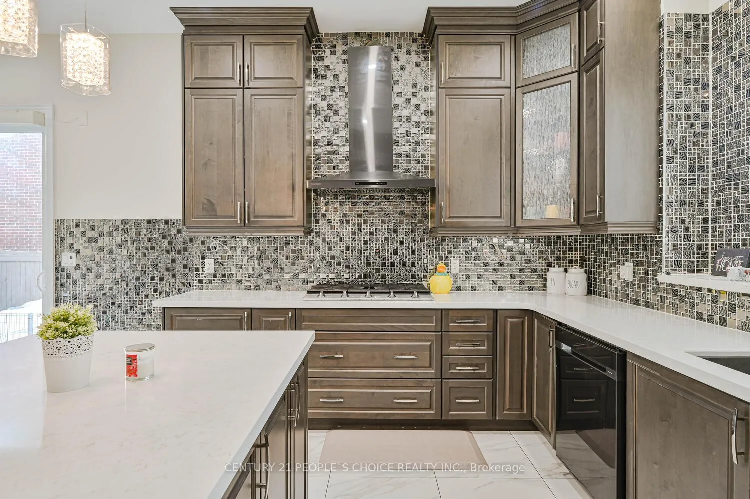 Photo 17 of 1 Carl Finlay Drive, Brampton, Toronto Gore Rural Estate — HOMEH