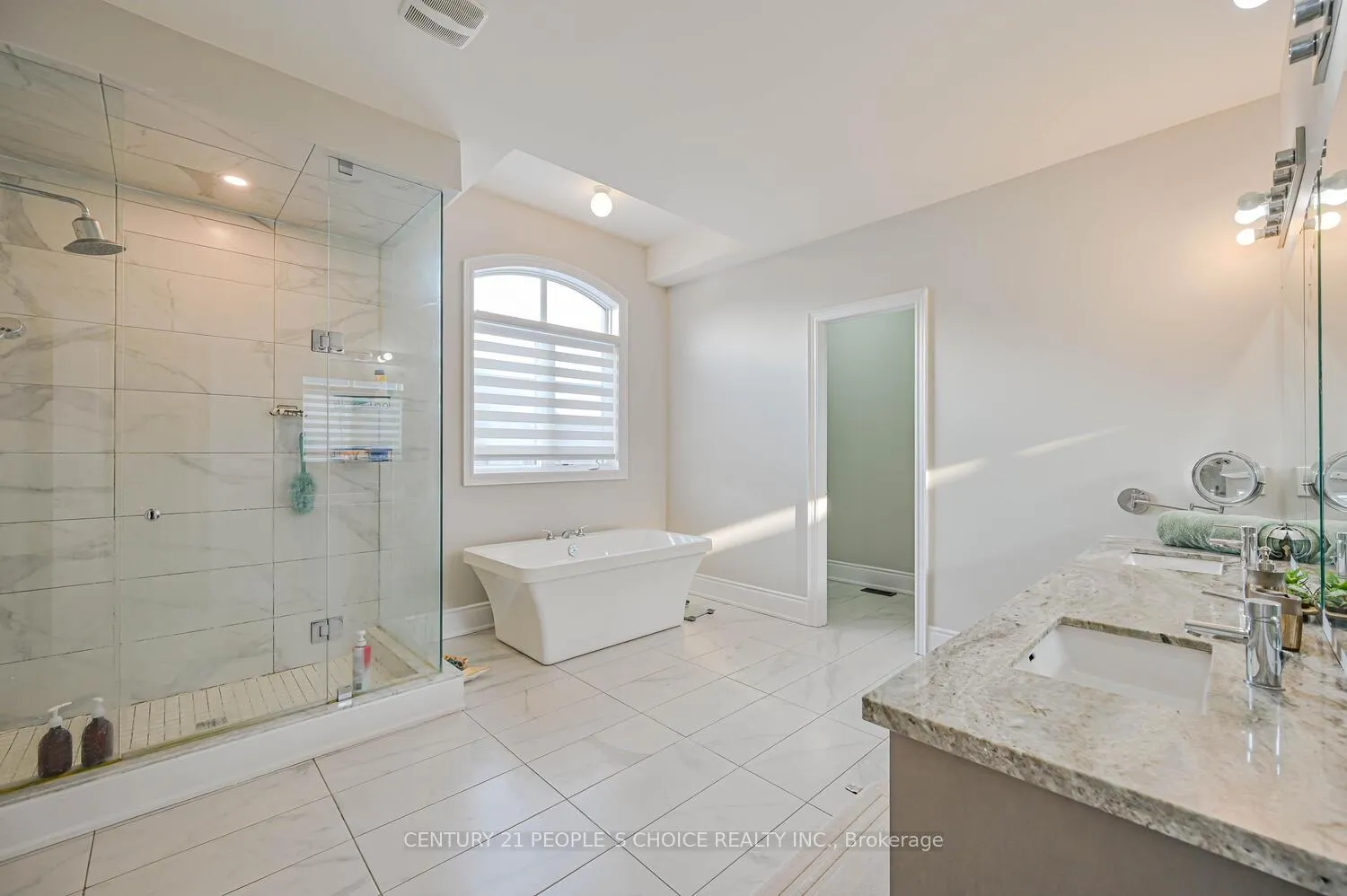 Photo 26 of 1 Carl Finlay Drive, Brampton, Toronto Gore Rural Estate — HOMEH