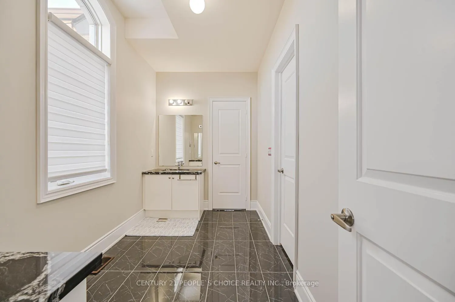Photo 29 of 1 Carl Finlay Drive, Brampton, Toronto Gore Rural Estate — HOMEH