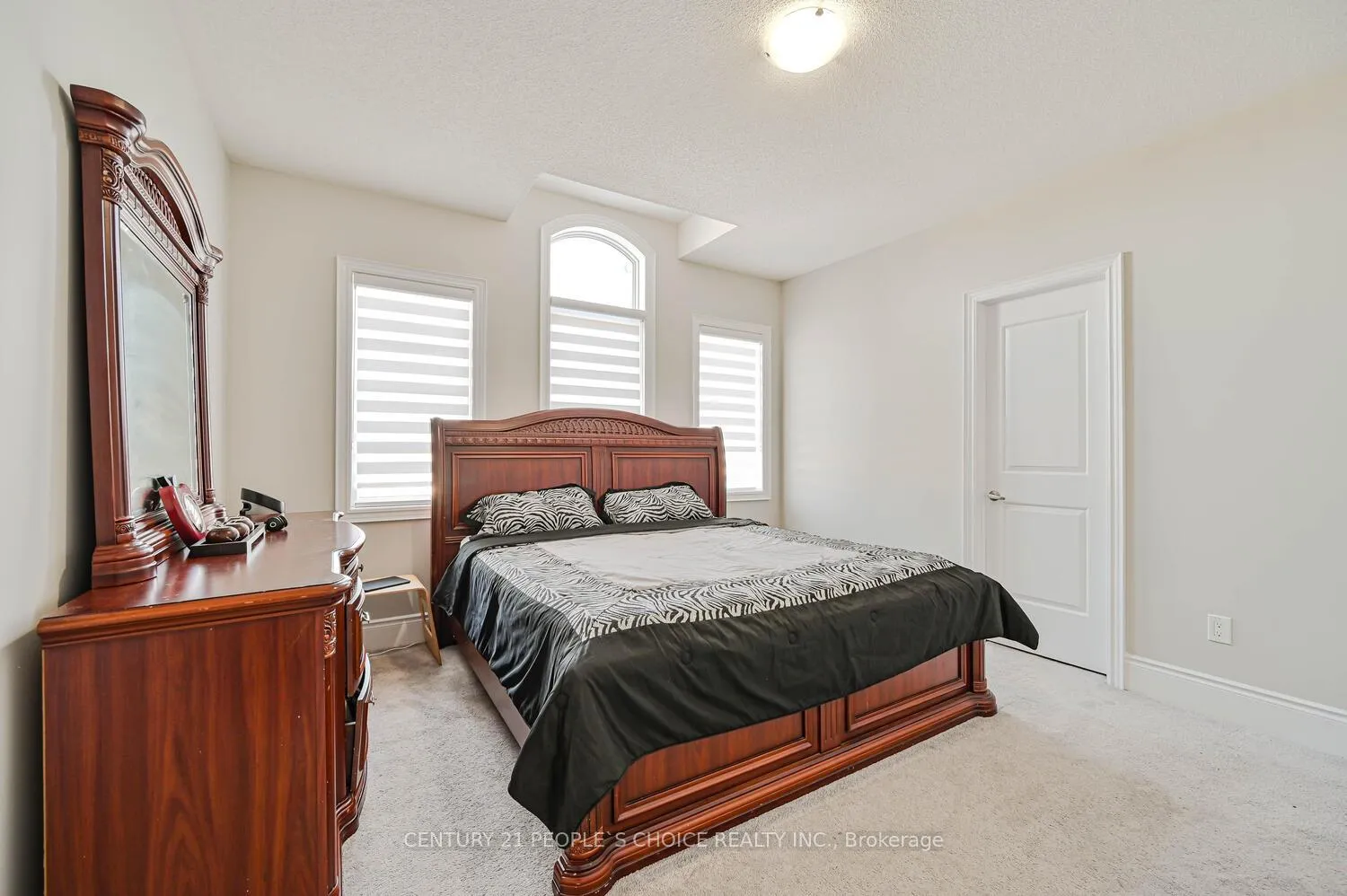 Photo 31 of 1 Carl Finlay Drive, Brampton, Toronto Gore Rural Estate — HOMEH