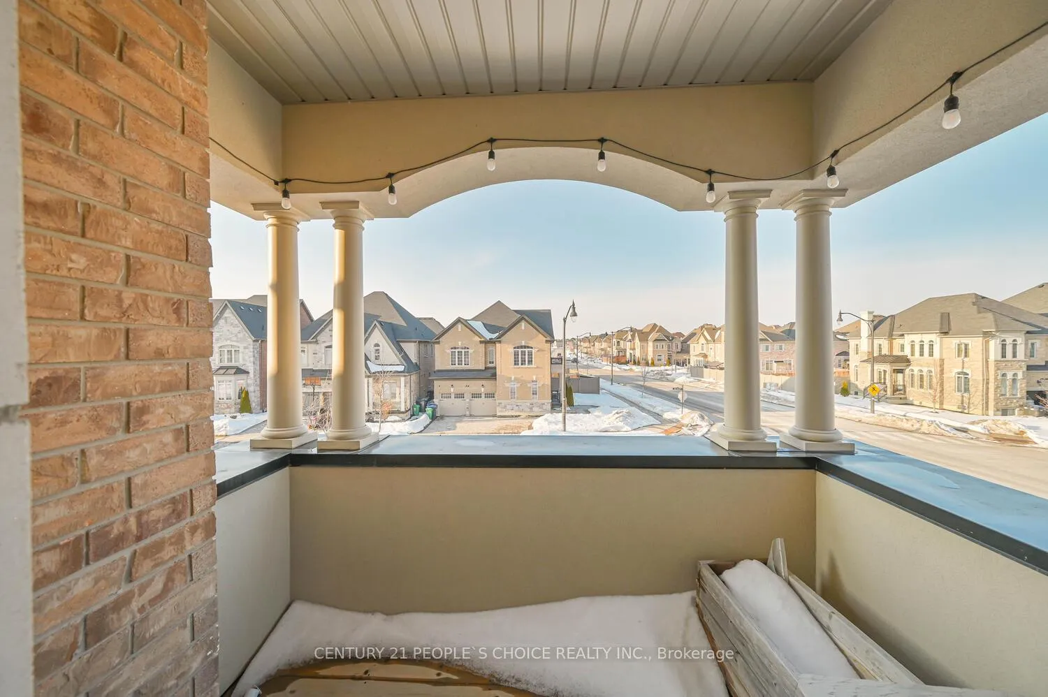 Photo 37 of 1 Carl Finlay Drive, Brampton, Toronto Gore Rural Estate — HOMEH