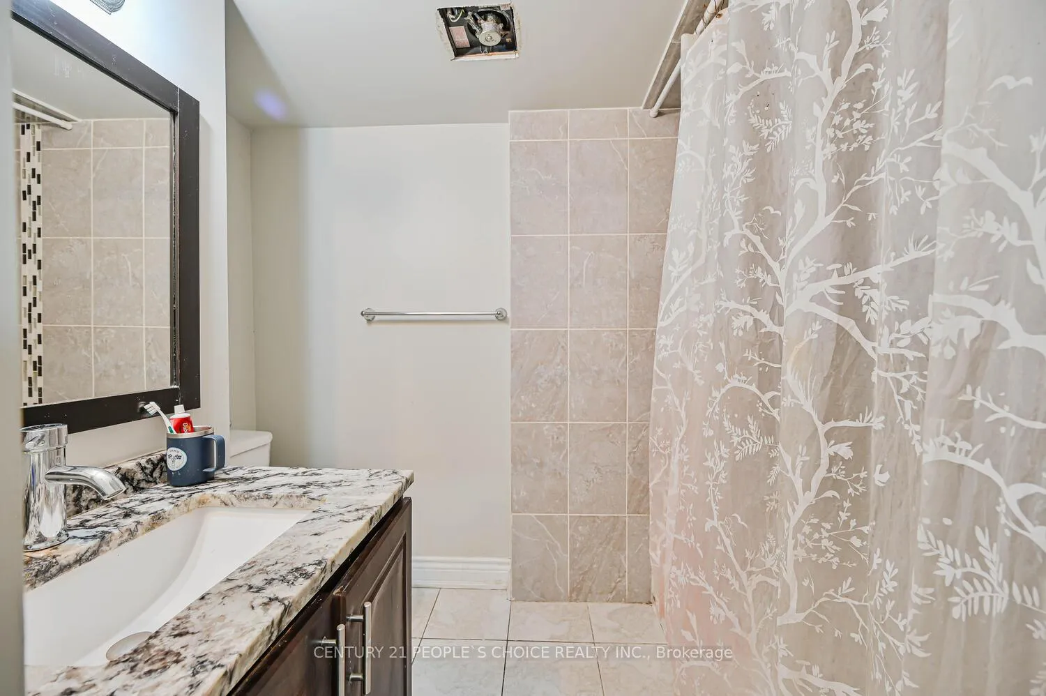 Photo 39 of 1 Carl Finlay Drive, Brampton, Toronto Gore Rural Estate — HOMEH