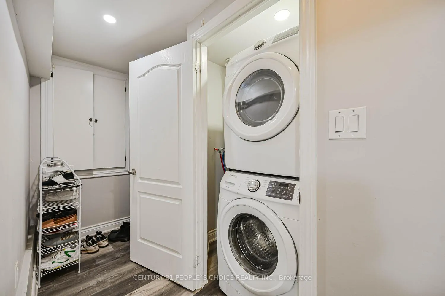 Photo 43 of 1 Carl Finlay Drive, Brampton, Toronto Gore Rural Estate — HOMEH