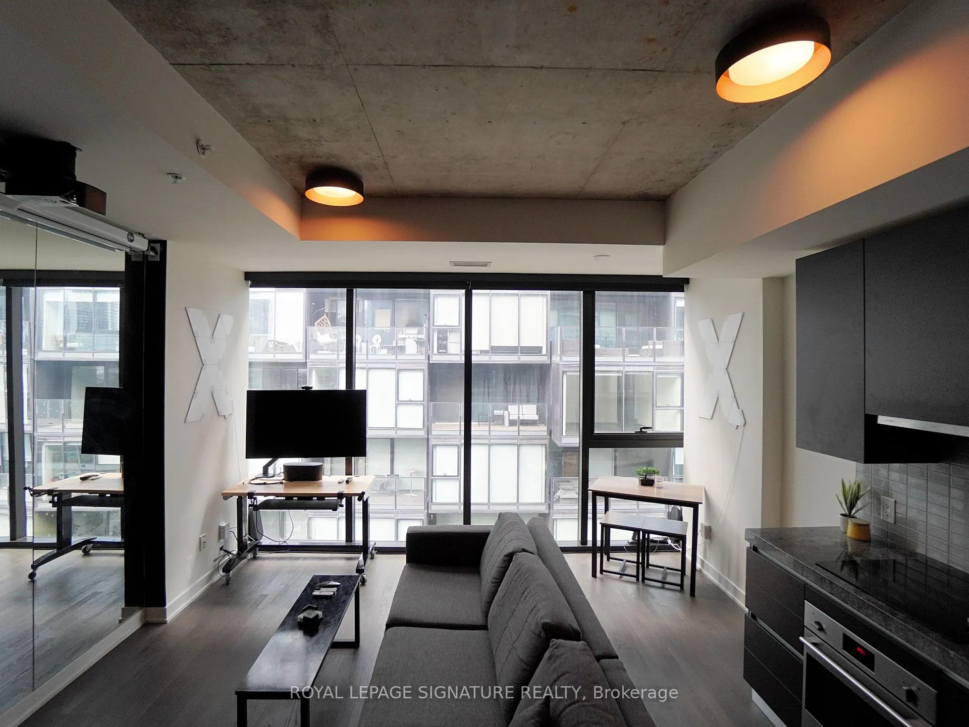 Photo 5 of Unit 1006, 38 Stewart Street, Toronto, Waterfront Communities — HOMEH