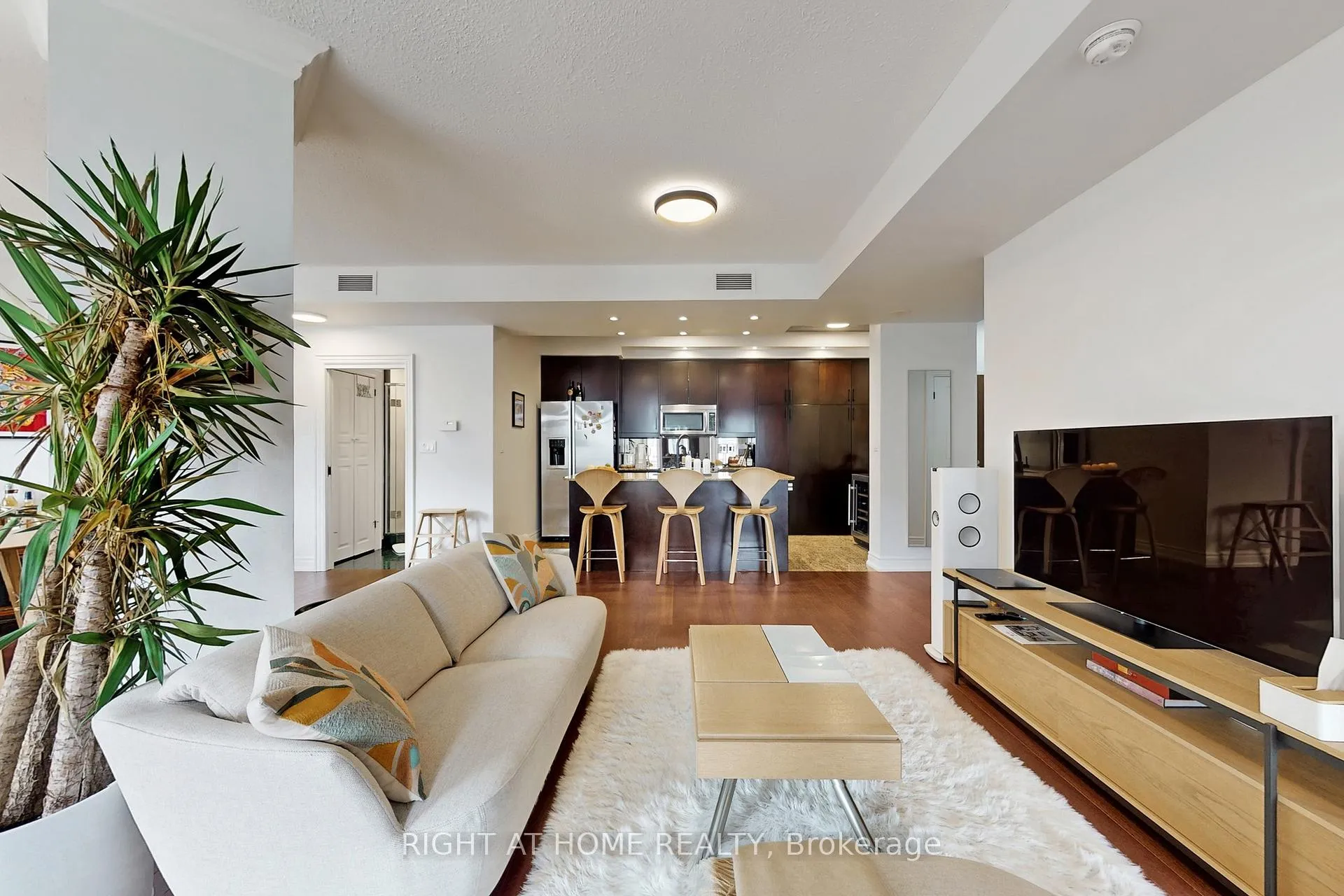 Photo 14 of Unit 1109, 100 Hayden Street, Toronto, Church-Yonge Corridor — HOMEH