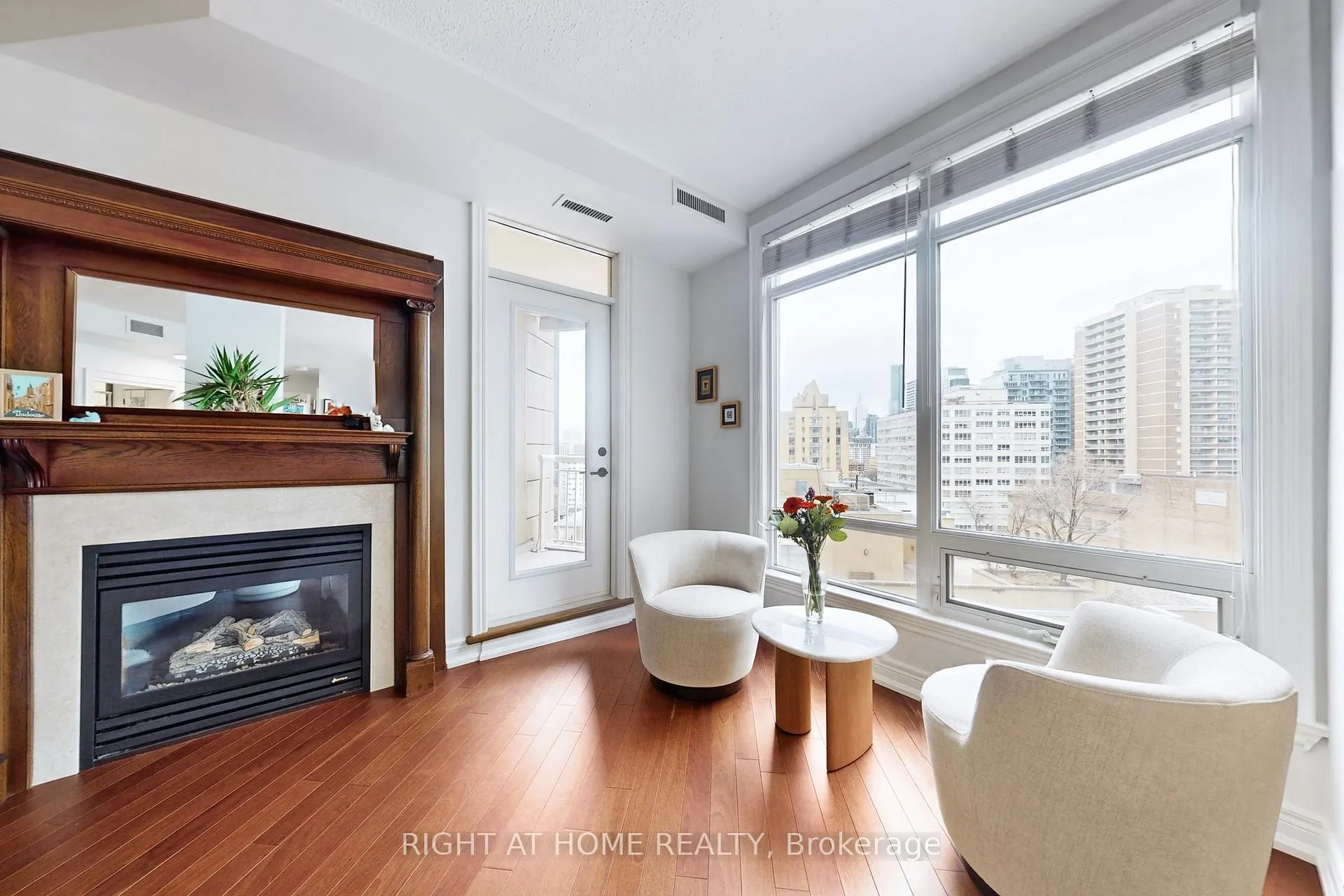 Photo 18 of Unit 1109, 100 Hayden Street, Toronto, Church-Yonge Corridor — HOMEH