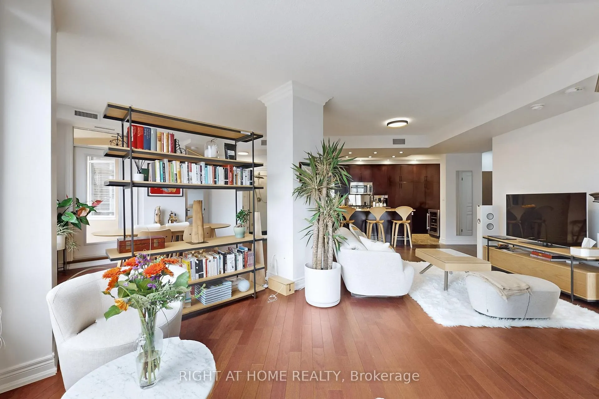 Photo 19 of Unit 1109, 100 Hayden Street, Toronto, Church-Yonge Corridor — HOMEH