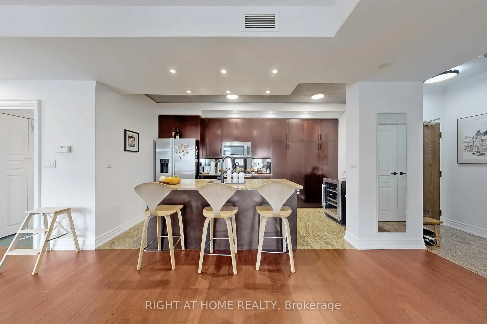 Photo 22 of Unit 1109, 100 Hayden Street, Toronto, Church-Yonge Corridor — HOMEH