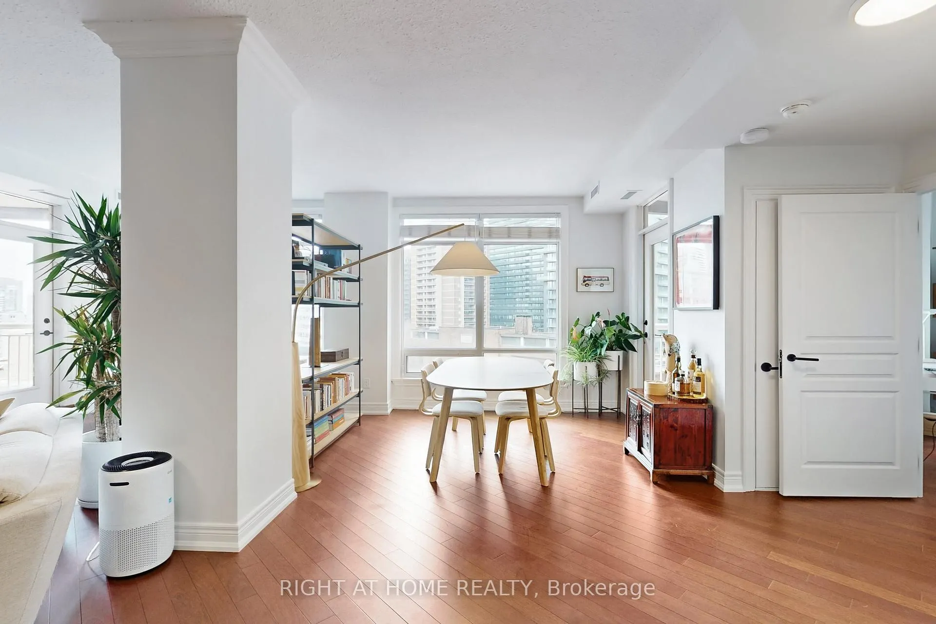 Photo 27 of Unit 1109, 100 Hayden Street, Toronto, Church-Yonge Corridor — HOMEH