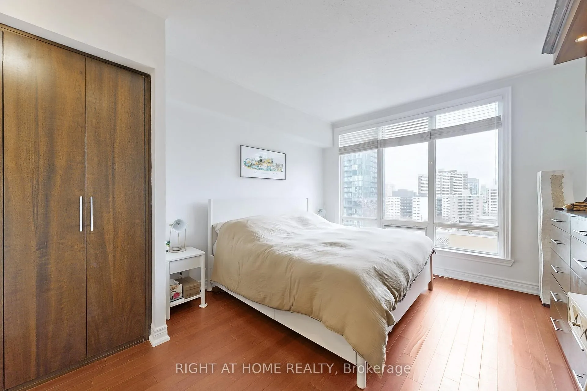Photo 29 of Unit 1109, 100 Hayden Street, Toronto, Church-Yonge Corridor — HOMEH