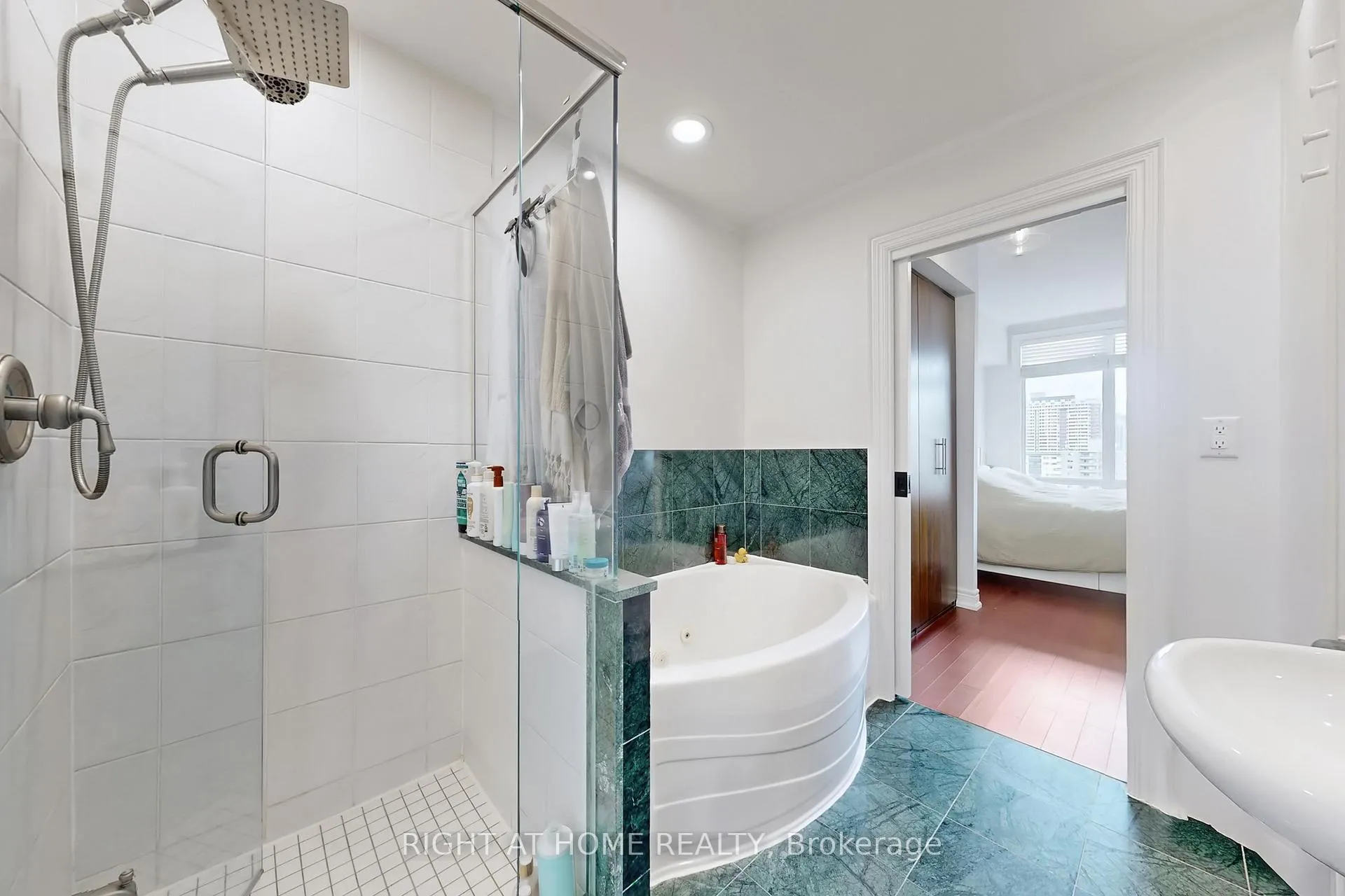 Photo 33 of Unit 1109, 100 Hayden Street, Toronto, Church-Yonge Corridor — HOMEH