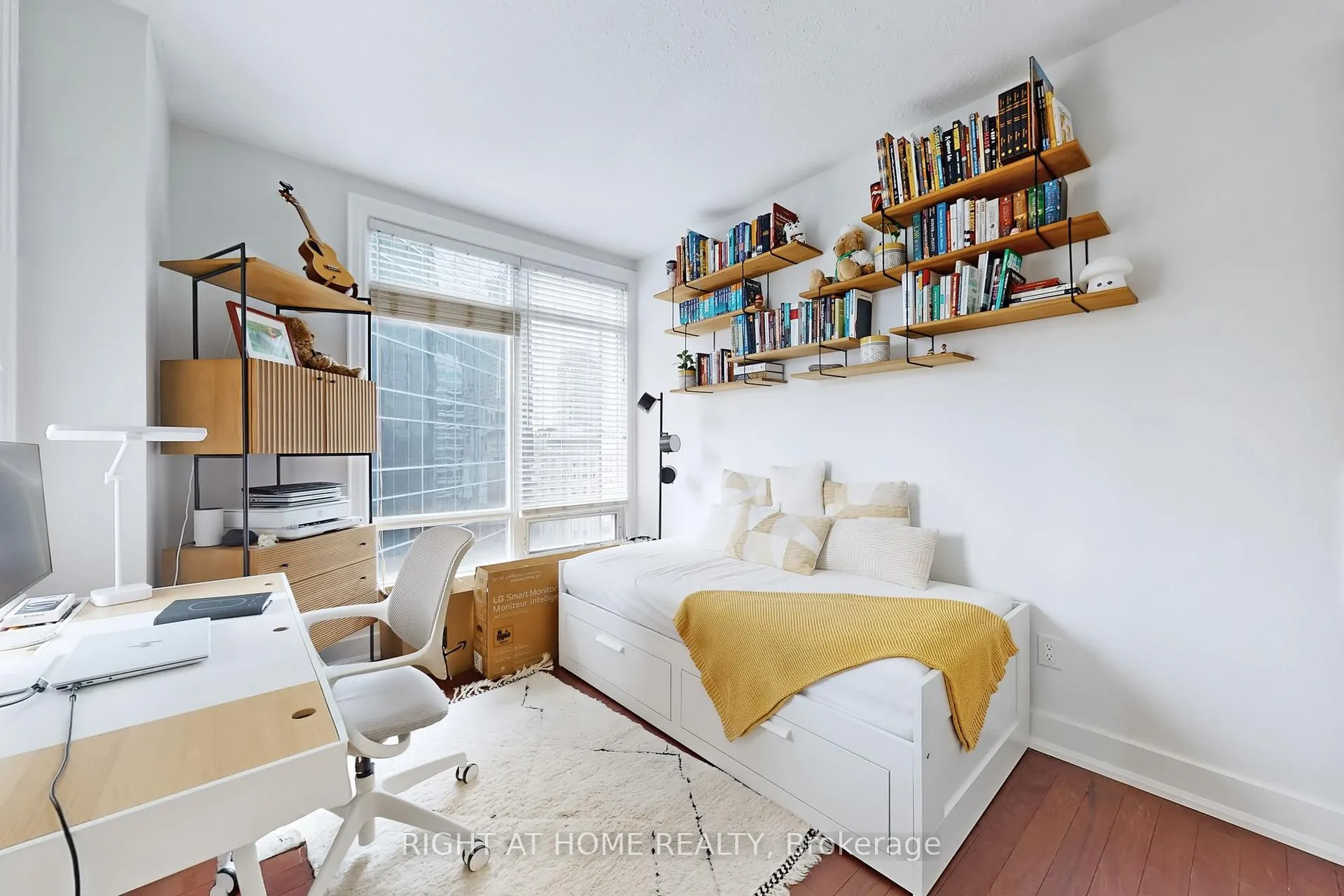 Photo 34 of Unit 1109, 100 Hayden Street, Toronto, Church-Yonge Corridor — HOMEH
