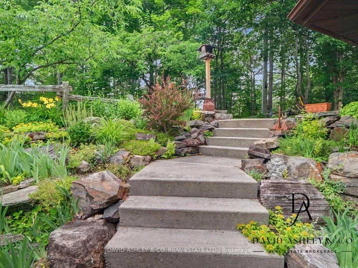Photo 37 of 941 Jones Falls Road S, Rideau Lakes, Rideau Lakes (South Crosby) Twp — HOMEH