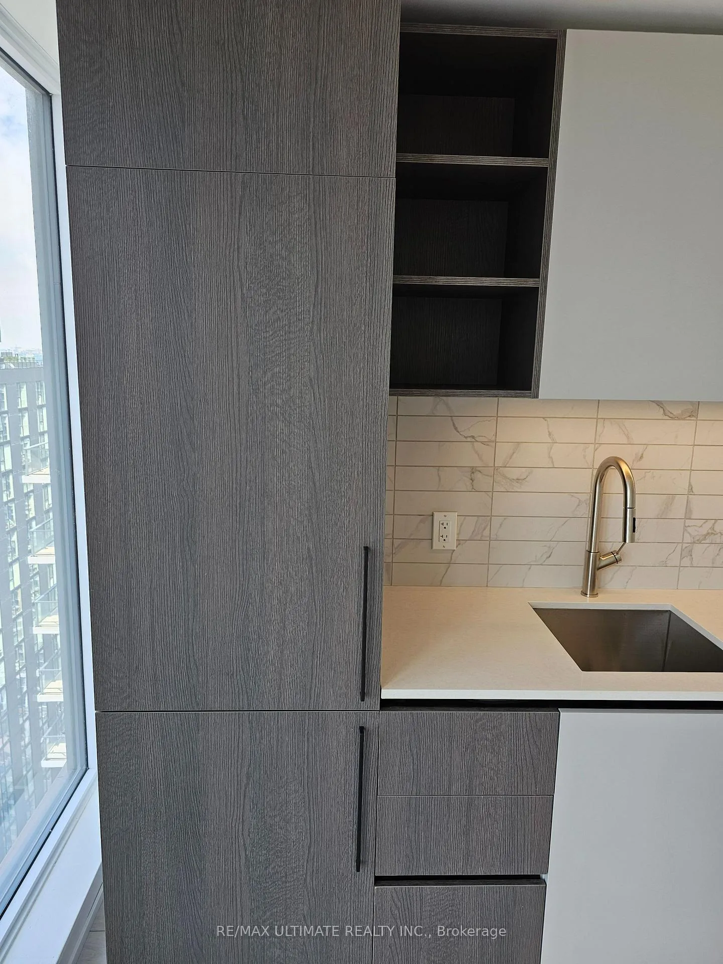 Photo 11 of 55 Mercer Street, Toronto, Waterfront Communities — HOMEH