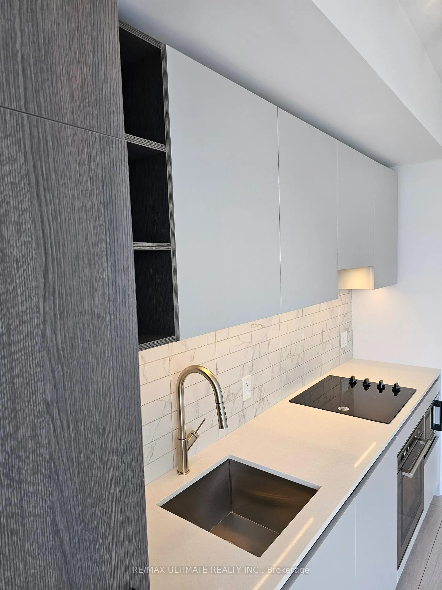 Photo 12 of 55 Mercer Street, Toronto, Waterfront Communities — HOMEH