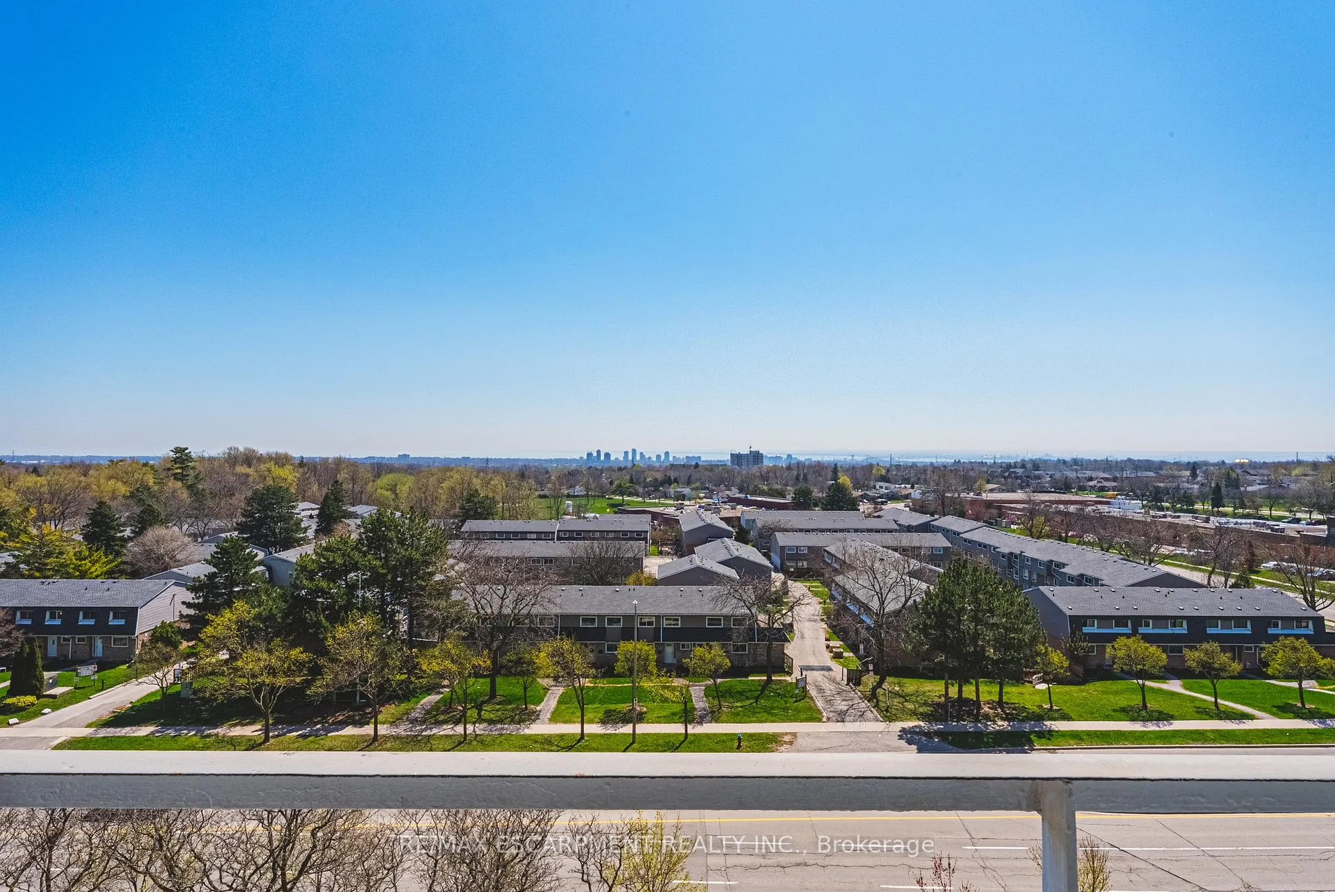 Front of Unit 705, 2055 Upper Middle Road