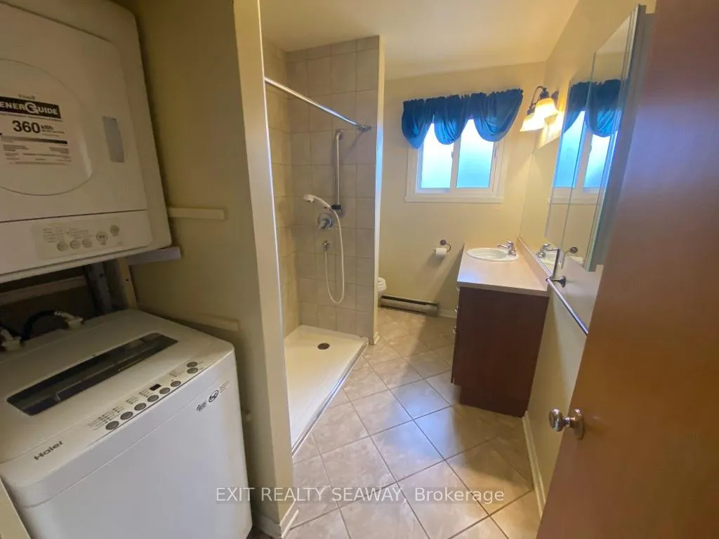 Photo 11 of 1311 Walton Street, Cornwall — HOMEH