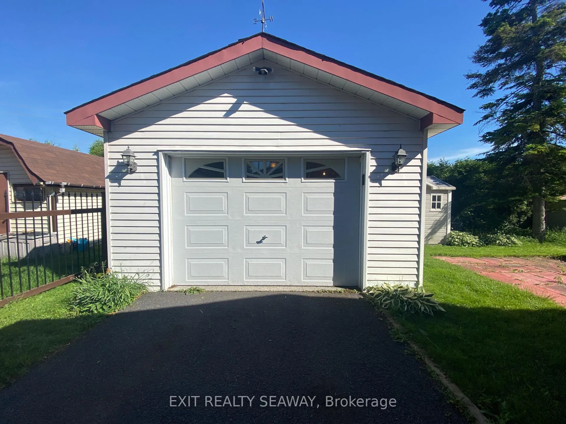 Photo 39 of 1311 Walton Street, Cornwall — HOMEH