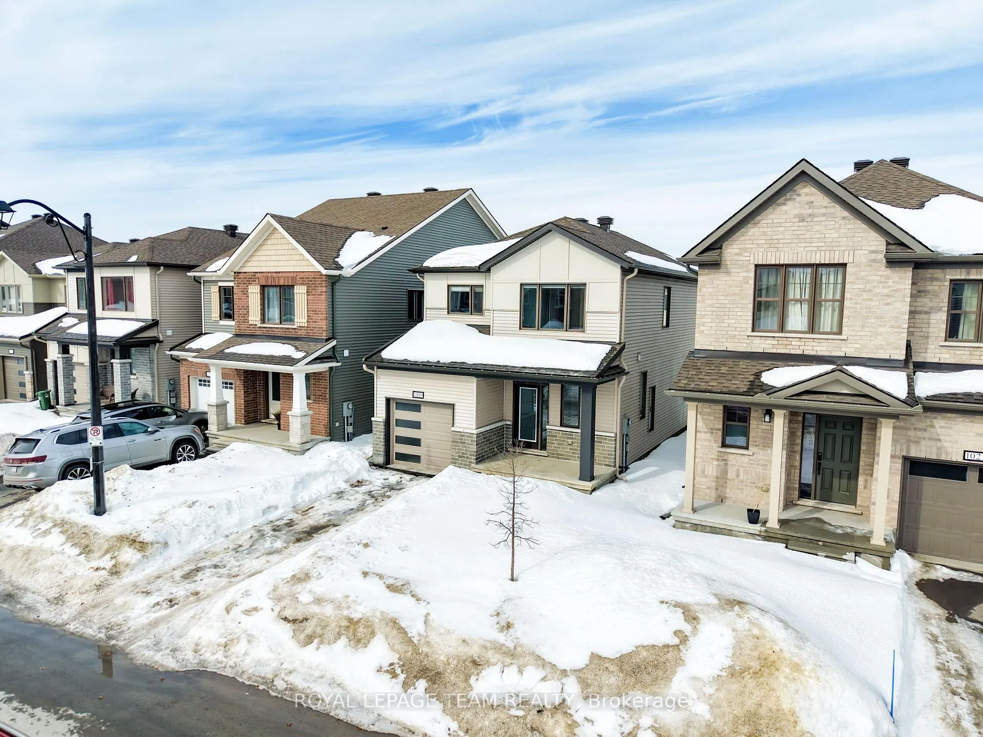 Photo 2 of 1019 Showman Street, Ottawa, Goulbourn Twp From Franktown Rd/South To Rideau — HOMEH