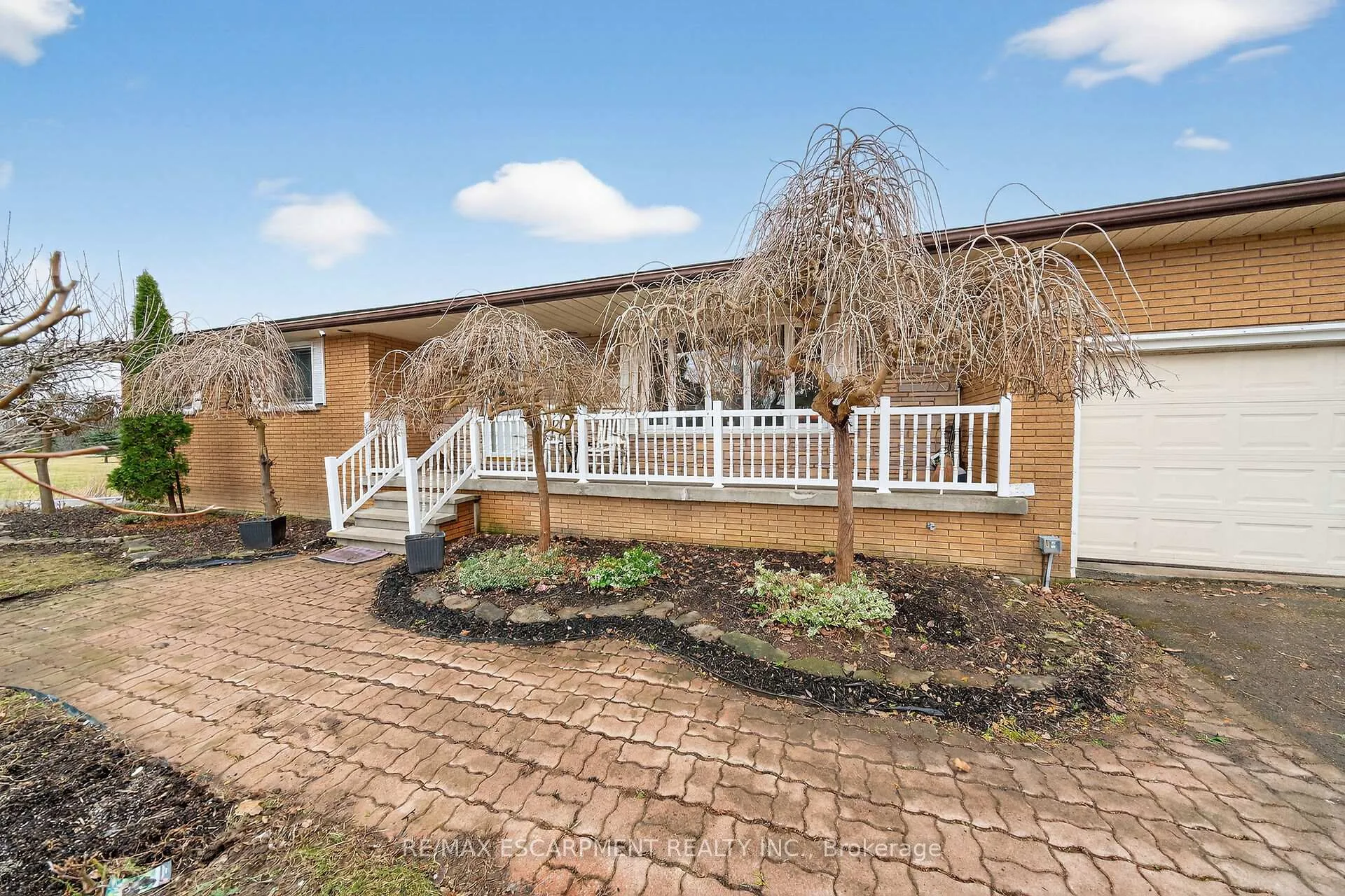 Photo 2 of 1549 Guyatt Road, Hamilton, Rural Glanbrook — HOMEH