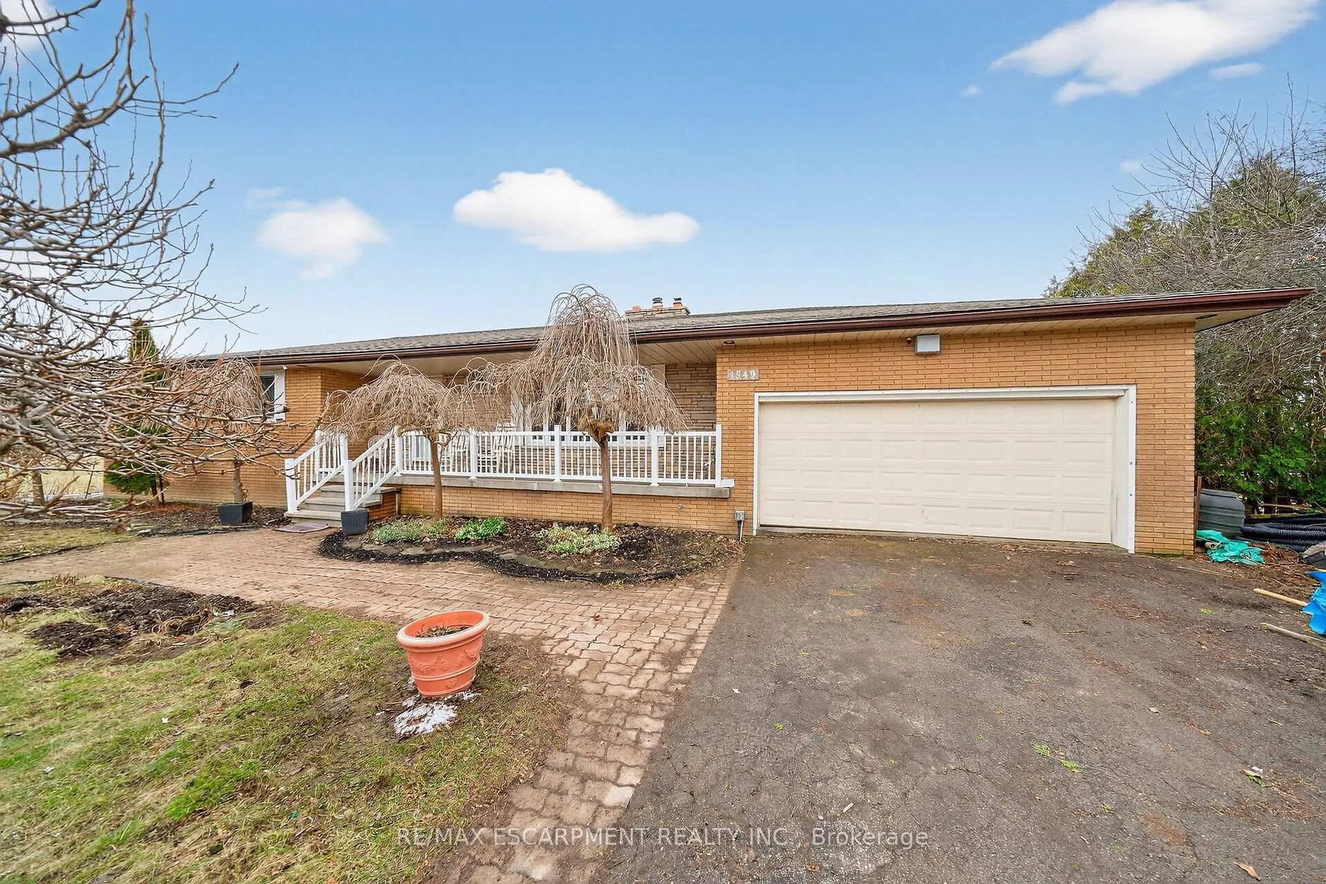 Photo 4 of 1549 Guyatt Road, Hamilton, Rural Glanbrook — HOMEH