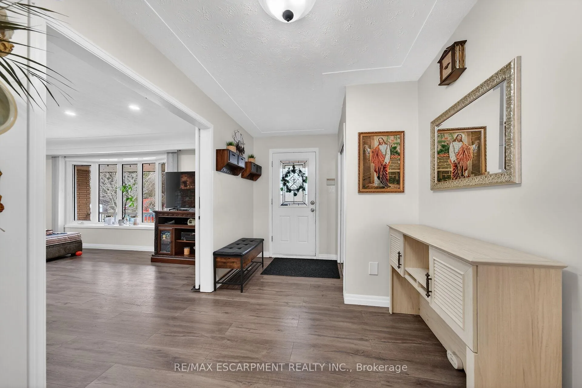Photo 5 of 1549 Guyatt Road, Hamilton, Rural Glanbrook — HOMEH