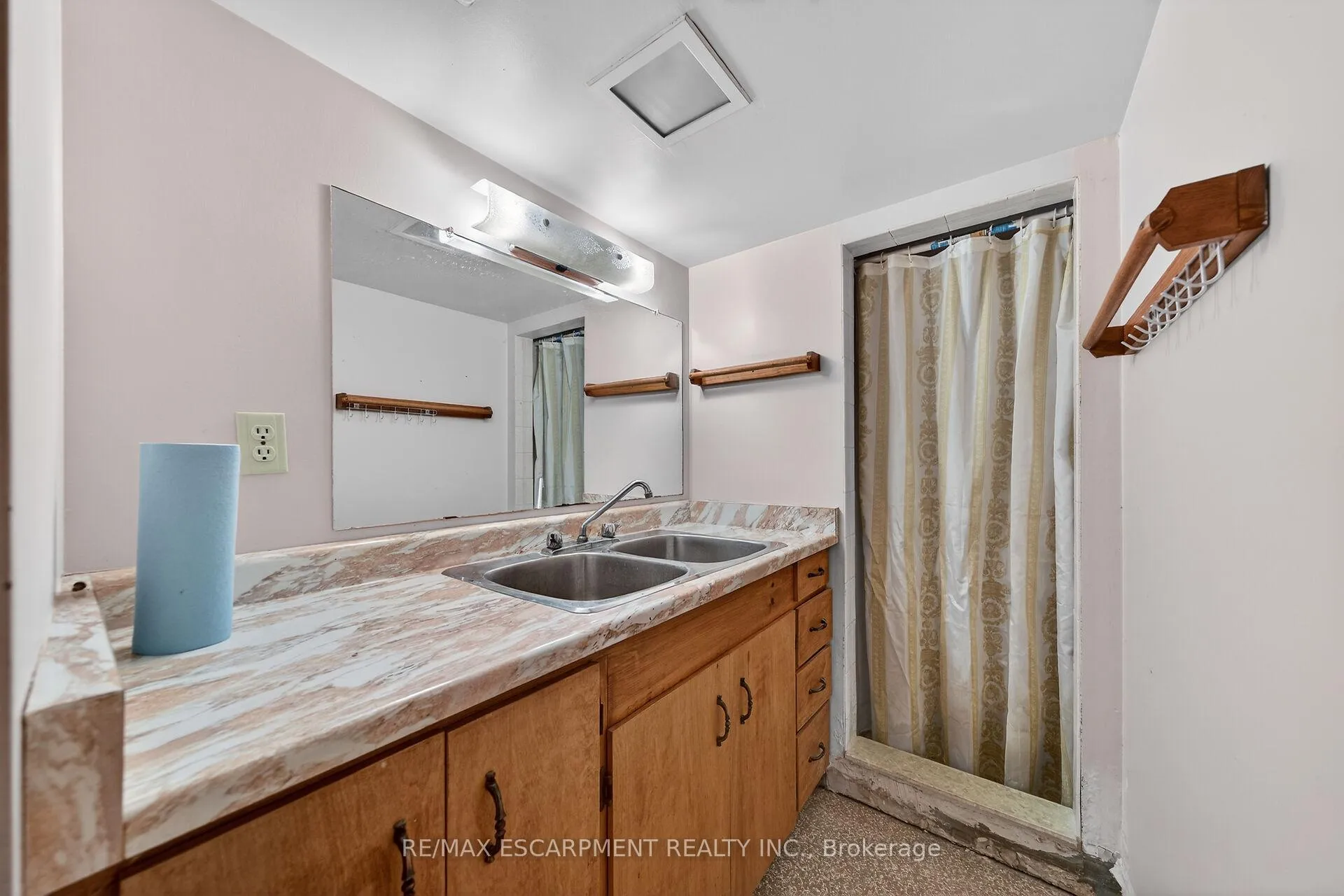 Photo 31 of 1549 Guyatt Road, Hamilton, Rural Glanbrook — HOMEH