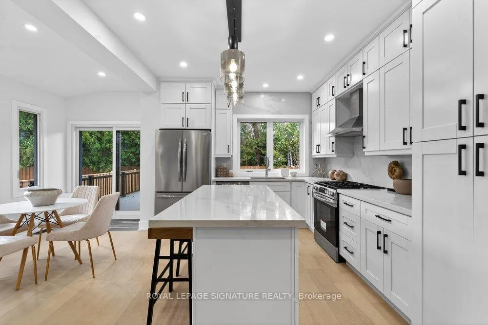Photo 15 of 290 Chisholm Avenue, Toronto, Woodbine-Lumsden — HOMEH