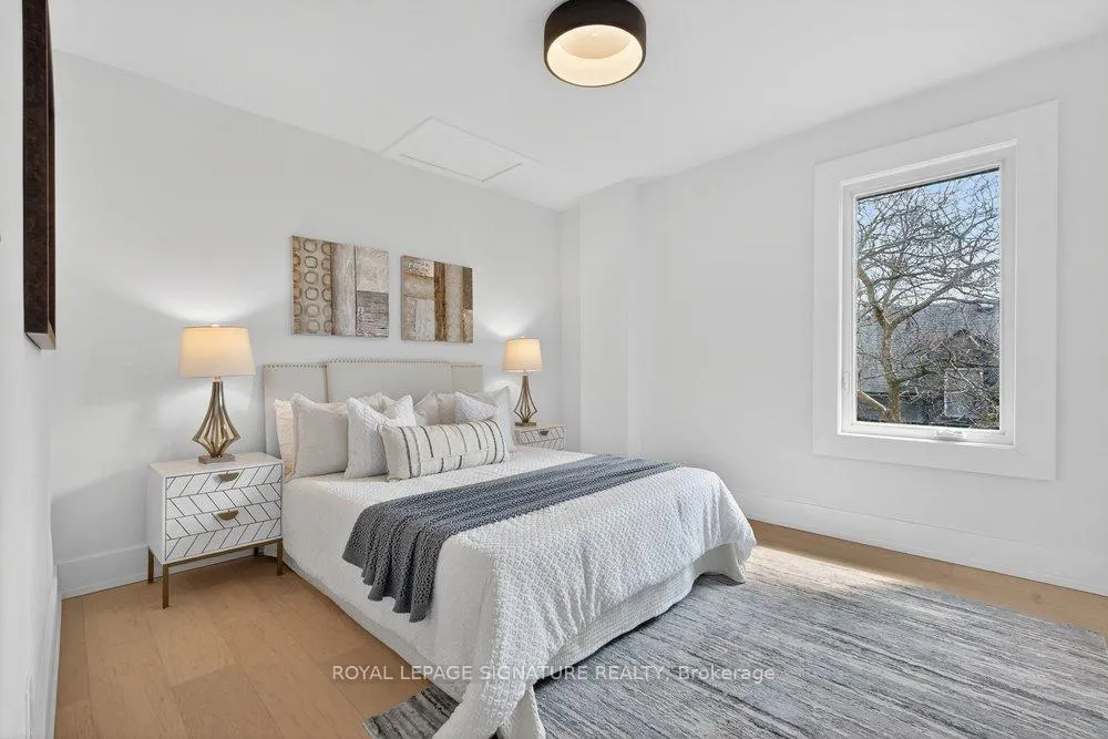 Photo 27 of 290 Chisholm Avenue, Toronto, Woodbine-Lumsden — HOMEH