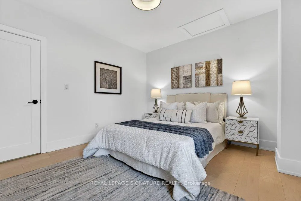Photo 28 of 290 Chisholm Avenue, Toronto, Woodbine-Lumsden — HOMEH