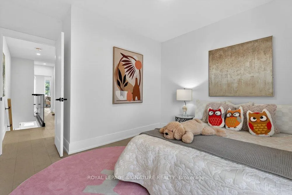 Photo 32 of 290 Chisholm Avenue, Toronto, Woodbine-Lumsden — HOMEH