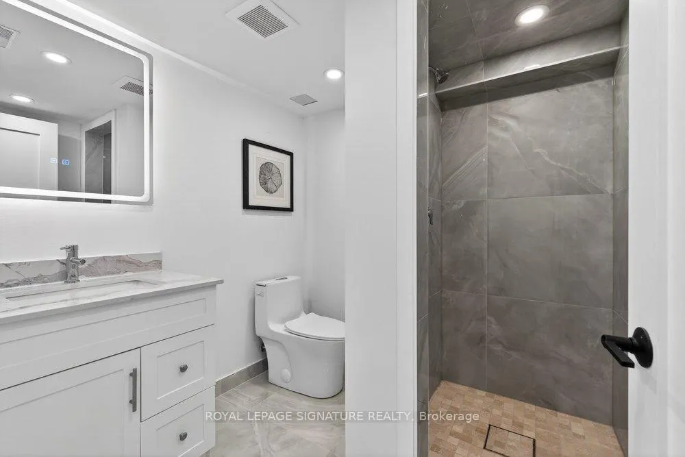 Photo 40 of 290 Chisholm Avenue, Toronto, Woodbine-Lumsden — HOMEH
