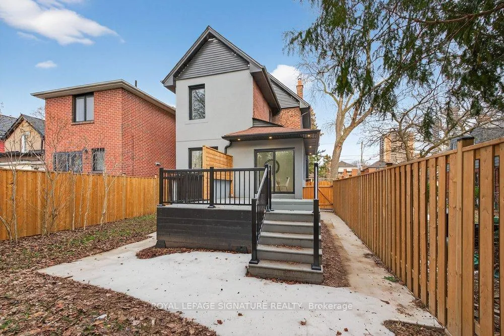 Photo 42 of 290 Chisholm Avenue, Toronto, Woodbine-Lumsden — HOMEH