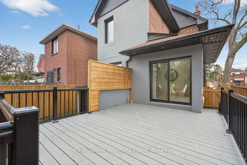 Photo 44 of 290 Chisholm Avenue, Toronto, Woodbine-Lumsden — HOMEH