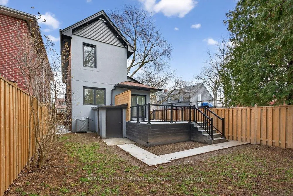 Photo 45 of 290 Chisholm Avenue, Toronto, Woodbine-Lumsden — HOMEH