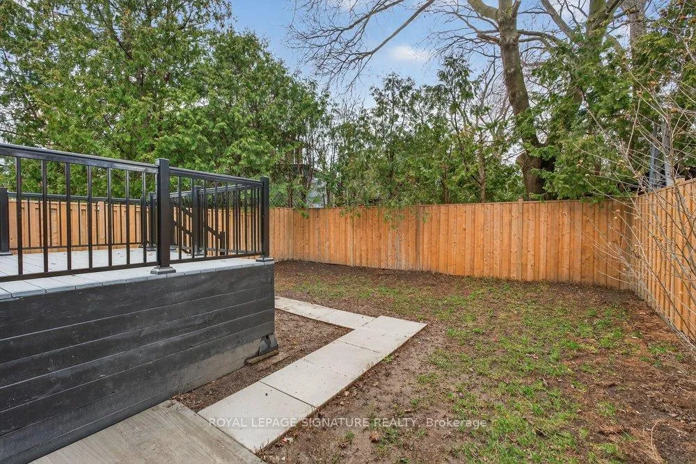 Photo 46 of 290 Chisholm Avenue, Toronto, Woodbine-Lumsden — HOMEH