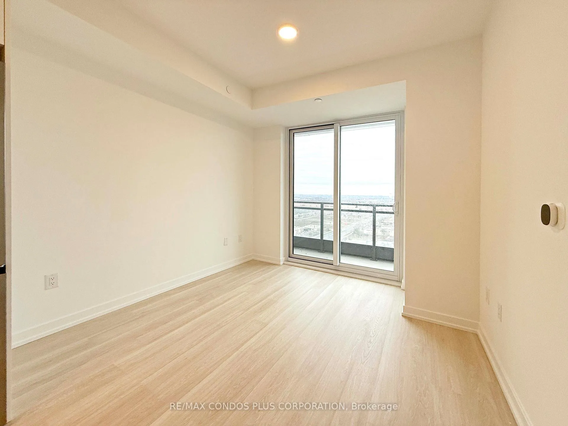Photo 3 of Unit 2212, 9751 Markham Road, Markham, Greensborough — HOMEH