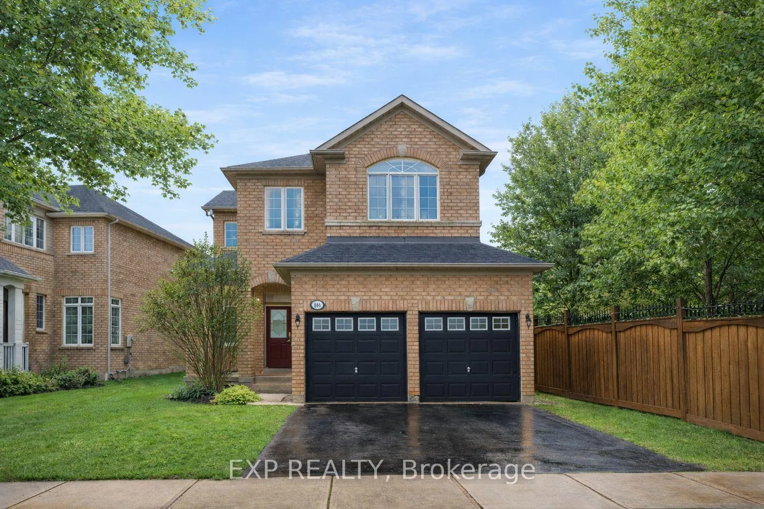 Photo 2 of 148 Devonsleigh Boulevard, Richmond Hill, Devonsleigh — HOMEH