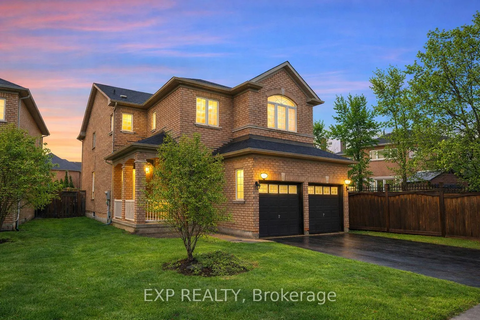 Photo 3 of 148 Devonsleigh Boulevard, Richmond Hill, Devonsleigh — HOMEH
