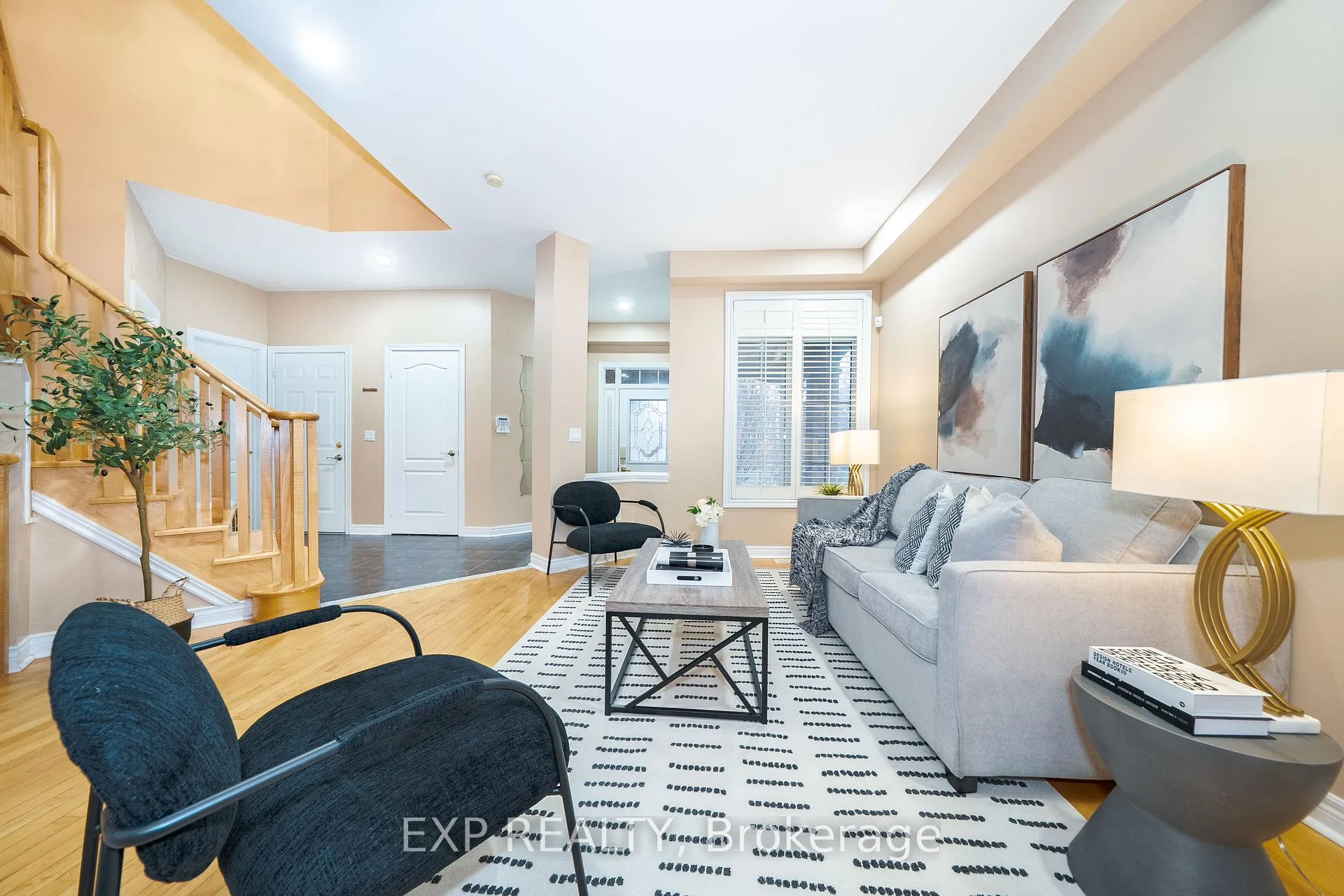 Photo 9 of 148 Devonsleigh Boulevard, Richmond Hill, Devonsleigh — HOMEH